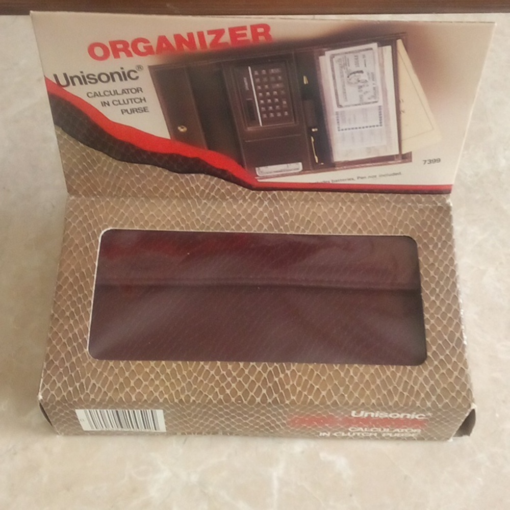 All-in-One Organizer, Clutch/Wallet for Credit Cards, Checkbook/Money, Notes/Pen - Picture 8 of 10